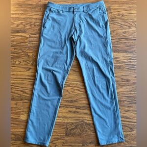 Lululemon Men’s Commission Slim Fit Pants / Mid Blue / W: 34 L: 30.5